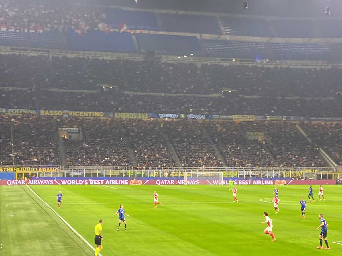 stadio san siro fa schifo